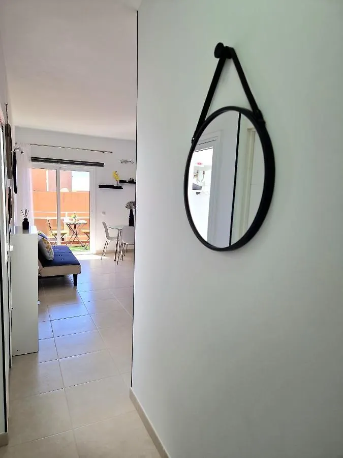 Guest house Habitacion Privada En Apartamento Moderno Compartido Cerca De La Playa Y Aeropuerto Hotel San Isidro