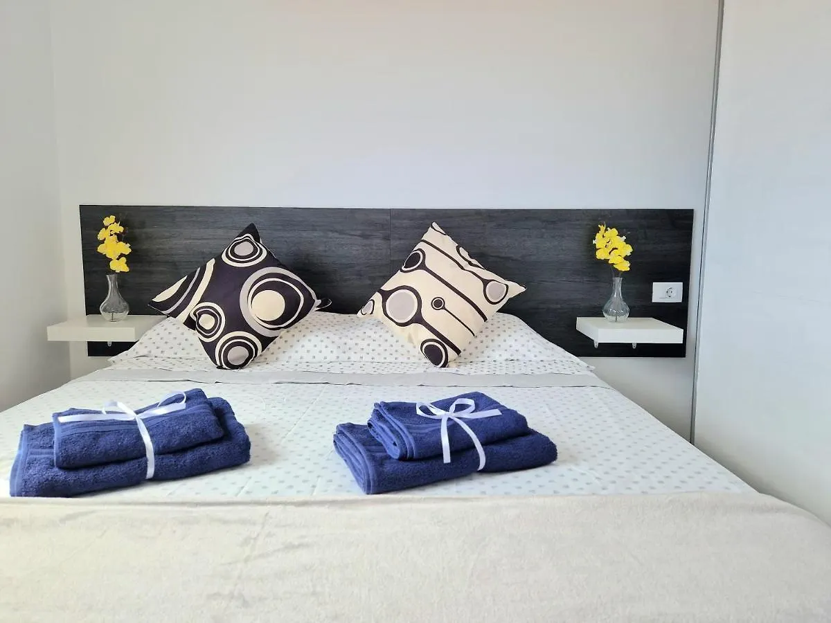 Habitacion Privada En Apartamento Moderno Compartido Cerca De La Playa Y Aeropuerto Hotel San Isidro  San Isidro (Tenerife)