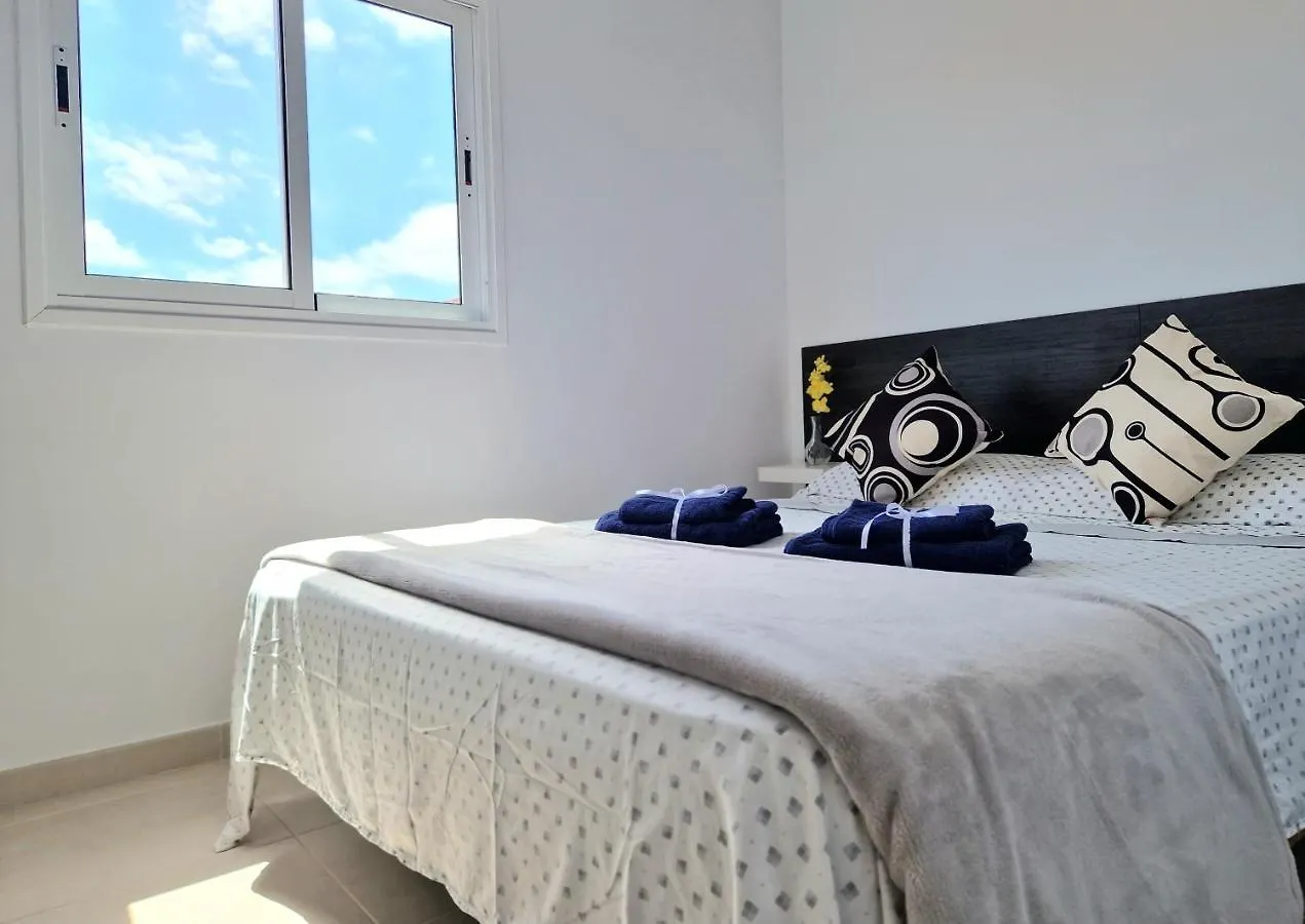 Habitacion Privada En Apartamento Moderno Compartido Cerca De La Playa Y Aeropuerto Hotel San Isidro  0*, San Isidro (Tenerife) Spain